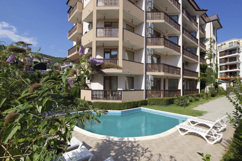 Mars Apartments In Complex Shipka Sveti Vlas Eksteriør billede